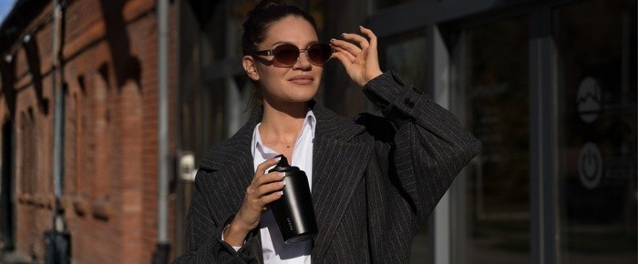 Kubek termiczny długo utrzymujący ciepło – gorąca kawa, gdziekolwiek jesteś