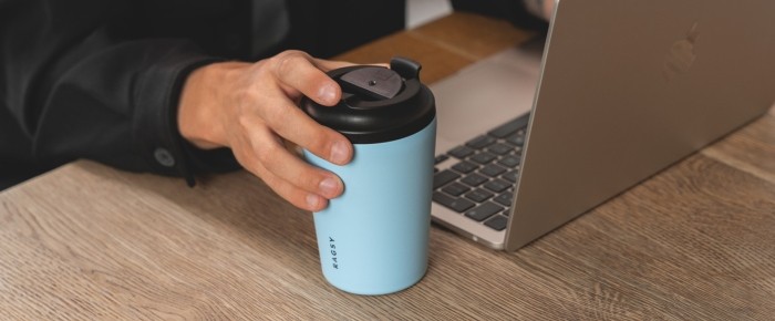 Design i funkcjonalność – jak wybrać kubek termiczny męski, który nie wygląda jak dziecięca zabawka