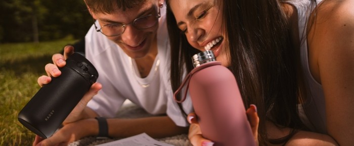 Oryginalne kubki termiczne dla par z personalizacją